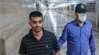 صورة إيران تعدم عميلا لإسرائيل أمام الملأ