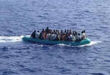 صورة “فانتوم” ينفذ عملية تهريب جماعي للحراكة من شاطئ السعيدية في عز النهار