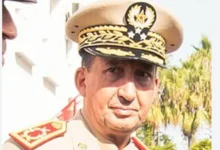 صورة المفتش العام للقوات المسلحة الملكية يتباحث مع قائد قوة الأمم المتحدة بالصحراء