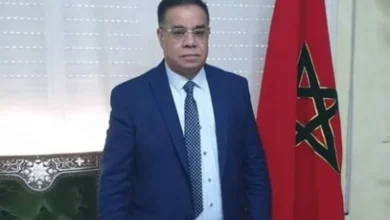 صورة طنجة : رئيس الغرفة الجهوية للصناعة التقليدية بالشمال يثير جدلاً خلال افتتاح مهرجان الحلاقة والجمال بمرتيل