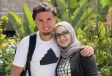 صورة والدة نائل العيناوي… تحكي جحيم الرعب وساعات من الجحيم في بيت إبنها مع العصابة