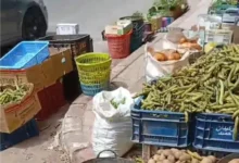 صورة الحسيمة : حي سيدي عابد على صفيح الفوضى … احتلال كلي للأرصفة والطرق يهدد السلامة ويُشعل حوادث السير يوميًا