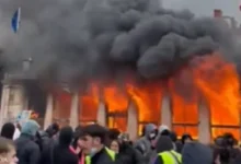 صورة فرنسا تشدد قبضتها على ليون ومدن أخرى … حظر شامل للتظاهرات السبت المقبل بعد موجة عنف وتخريب