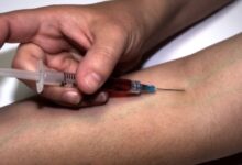 صورة تقرير أممي يدق ناقوس الخطر: المخدرات تزحف نحو القاصرين في المغرب وسط صمت مقلق
