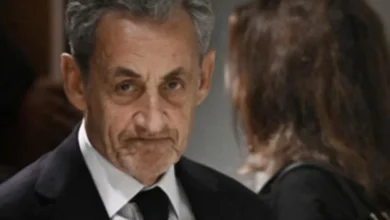 صورة بعد إدانته ب 5 سنوات سجنا … ساركوزي : سأدخل السجن ورأسي مرفوع لأنني مظلوم