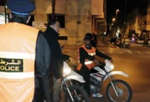 صورة التحقيق مع سائق طاكسي بالدار البيضاء بعد إعتدائه على سائح أجنبي
