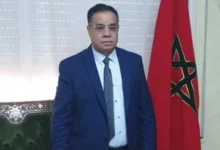 صورة طنجة : رئيس الغرفة الجهوية للصناعة التقليدية بالشمال يثير جدلاً خلال افتتاح مهرجان الحلاقة والجمال بمرتيل