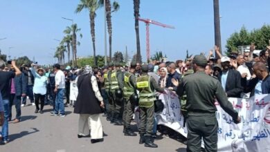 صورة الرباط على صفيح ساخن.. وقفة نقابية تنتهي بتدخل القوات العمومية