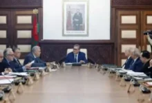 صورة دعم مالي جديد للشباب يلهب سباق الانتخابات … الحكومة تفتح الباب أمام جيل أقل من 35 سنة لدخول البرلمان