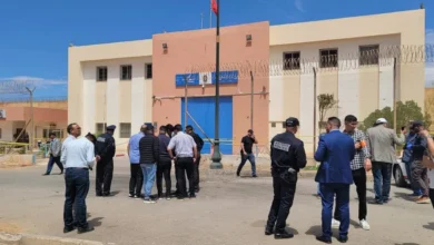 صورة السمارة: استنفار أمني واسع بعد سقوط جسم غامض يُرجّح أنه صاروخ قرب السجن المحلي
