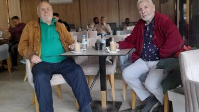 صورة أعضاء المجلس التنفيذي لجمعية الإمام مالك للتنمية المستدامة بطنجة يقدمون التحية والتقدير