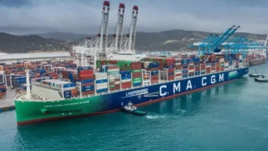 صورة ميناء طنجة المتوسط يطيح بهيمنة الجزيرة الخضراء … صحيفة إسبانية: موازين القوة انقلبت لصالح المغرب