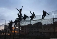 صورة استنفار أمني بالفنيدق يحبط محاولة جماعية للعبور نحو سبتة