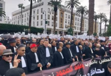 صورة العدالة والتنمية يدعو المحامين إلى استئناف العمل ويفتح الباب أمام فرض قانون المهنة