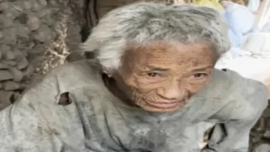 صورة مسنة تعيش في عزلة قاسية وتختصر مأساة الفقر في طلب الشاي والسكر