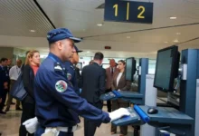 صورة تشديد مراقبة دخول الإسبان إلى المغرب وإلزامهم بإثباتات الإقامة والعودة