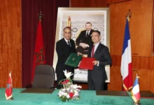 صورة كاتبة فرنسية معروفة تفجرها في وجه وزير الداخلية: تعلّموا من المغرب وارسلوا الشرطة للتدريب في الرباط قبل فوات الأوان