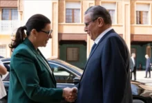 صورة مع أول أيام الحكومة الجديدة .. أسعار الدجاج تشتعل وتصل إلى 24 درهما للكيلوغرام وسط غضب المغاربة
